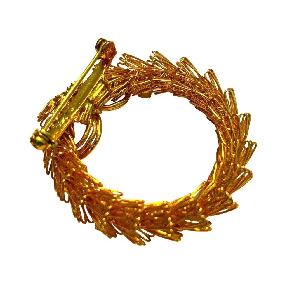 Vintage Christmas holiday brooch wreath pin gold with red & green rhinestones